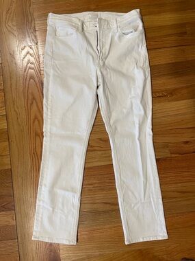 MOTHER  Mid Rise Dazzler ankle  size 32 White Straight fit